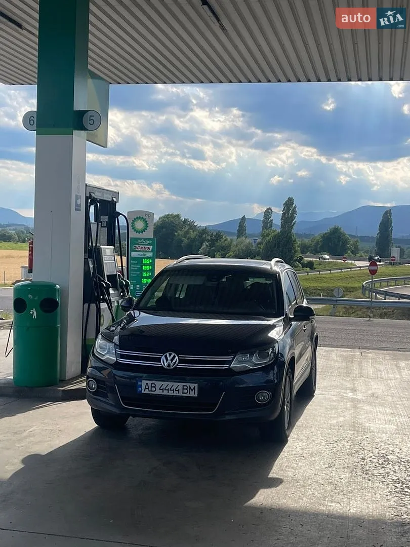 2013 Volkswagen Tiguan - фото 1