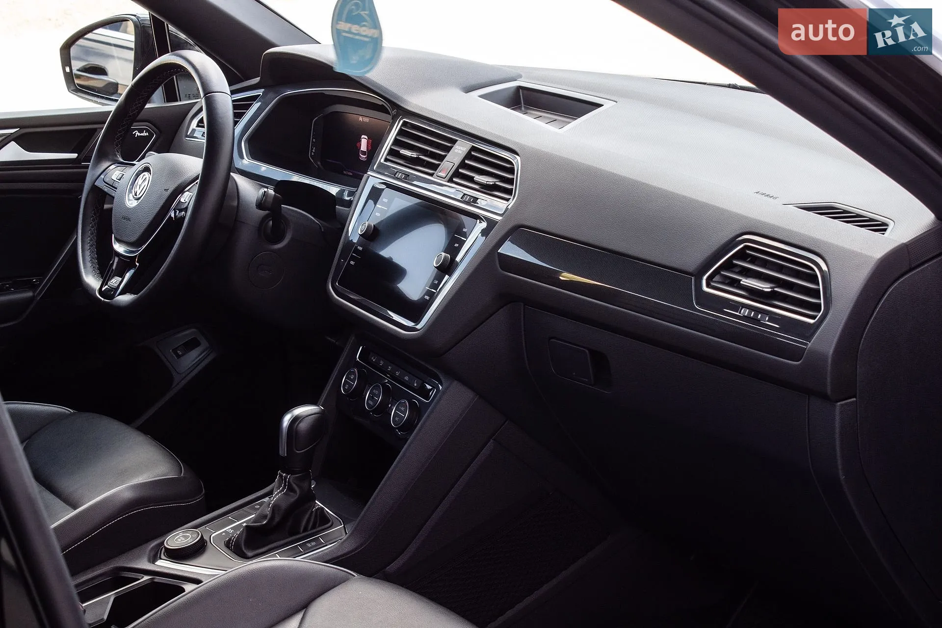 2021 Volkswagen Tiguan - мініатюра 43