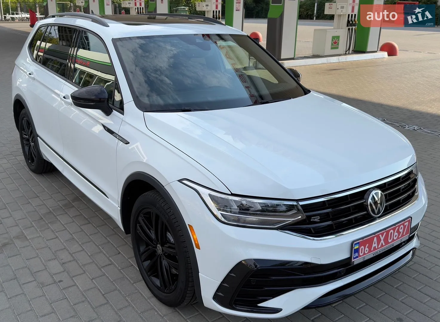 2021 Volkswagen Tiguan - мініатюра 25