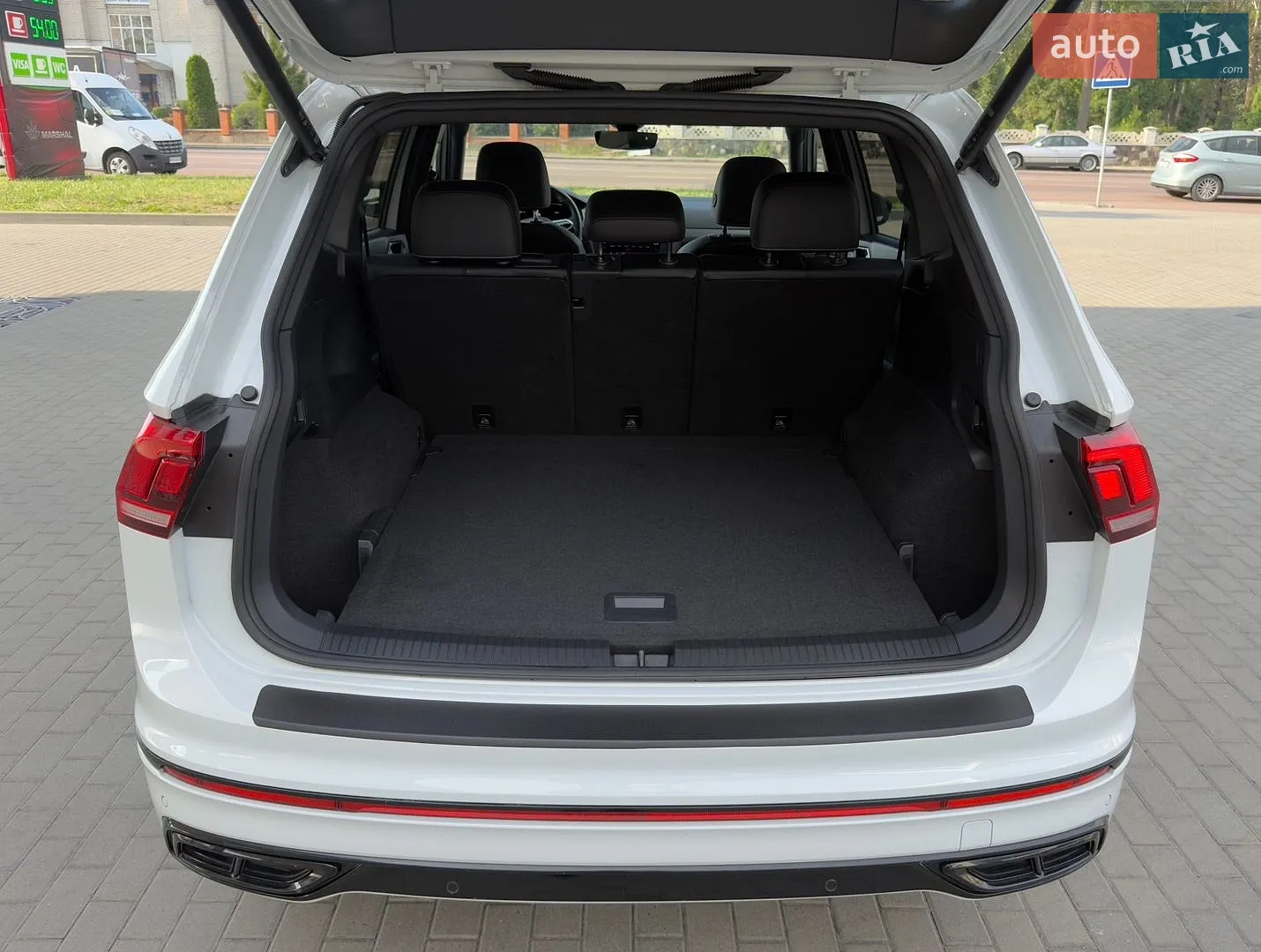 2021 Volkswagen Tiguan - мініатюра 31