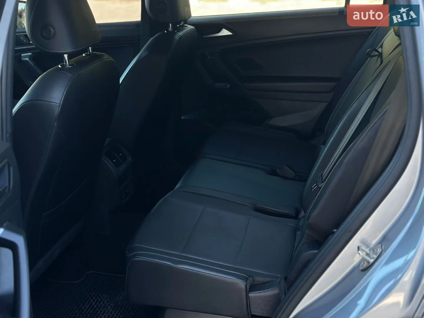 2019 Volkswagen Tiguan - мініатюра 26