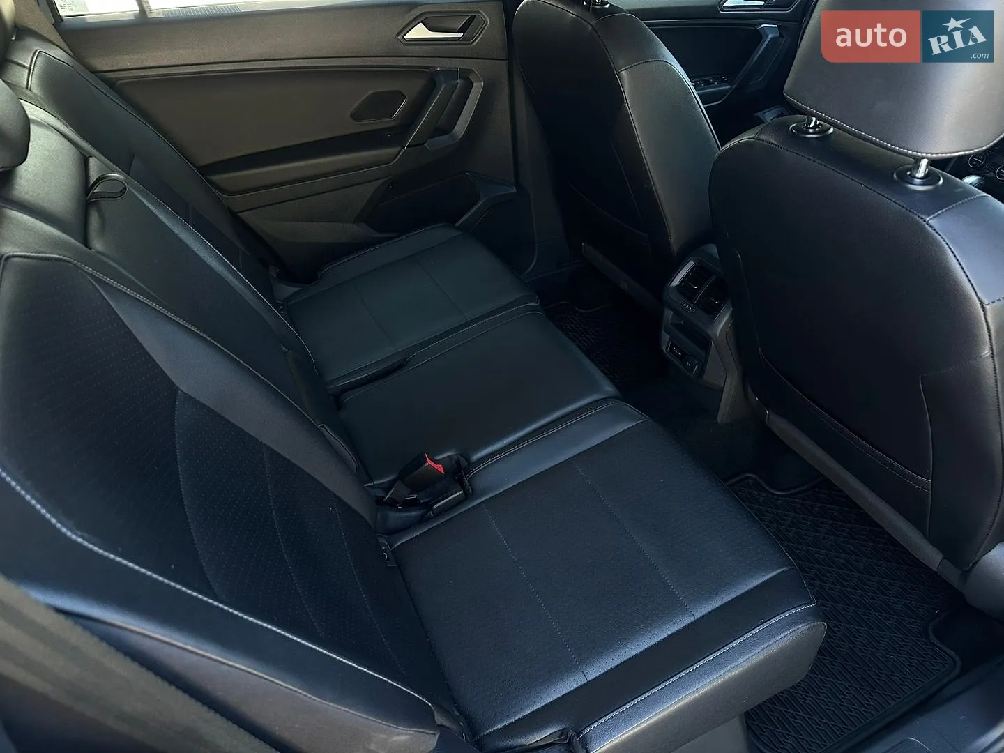 2019 Volkswagen Tiguan - мініатюра 29