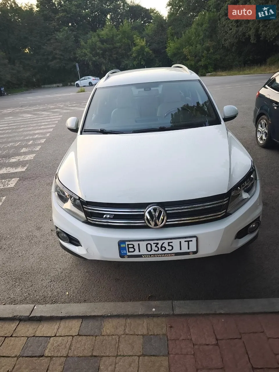 2016 Volkswagen Tiguan - фото 1
