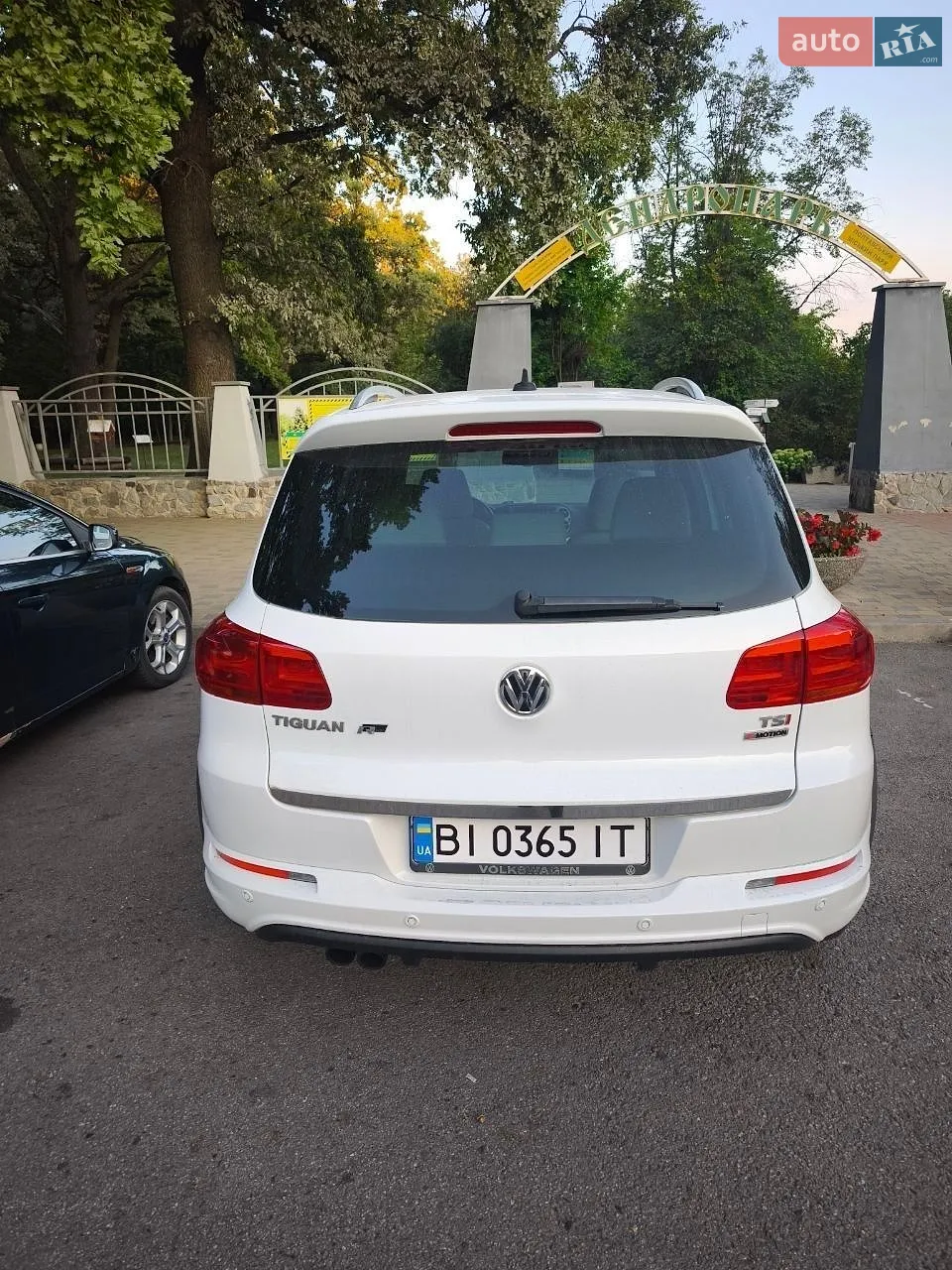 2016 Volkswagen Tiguan - мініатюра 4
