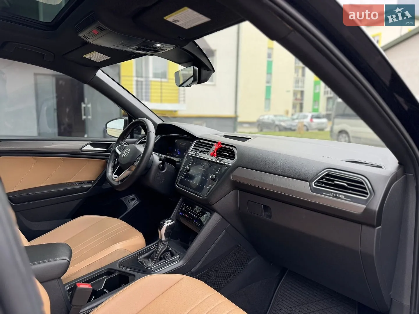 2022 Volkswagen Tiguan - мініатюра 31