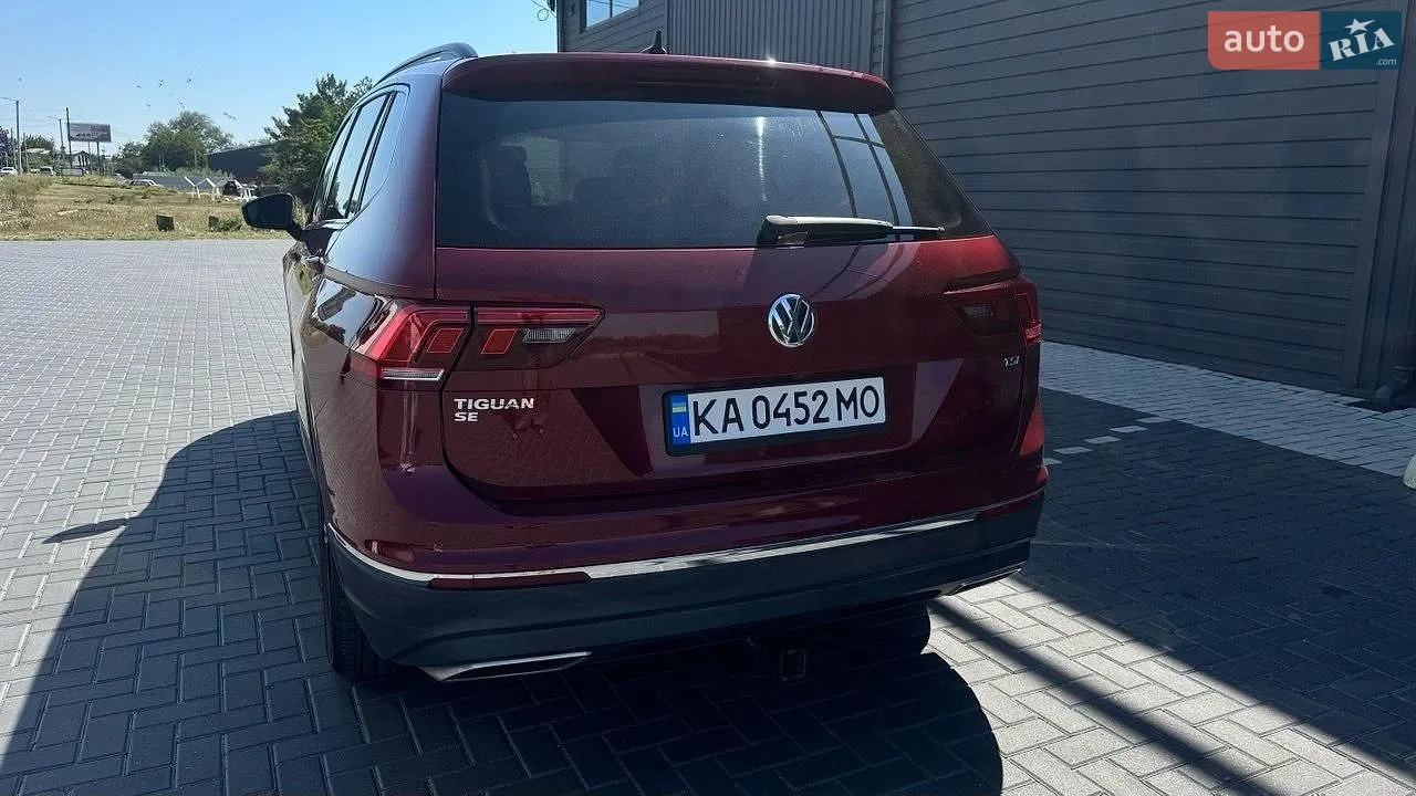 2017 Volkswagen Tiguan - мініатюра 10