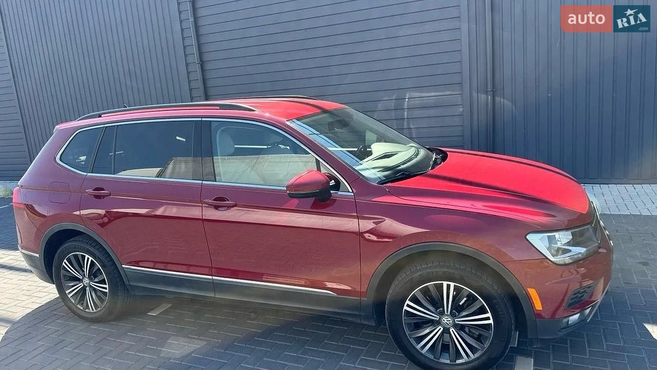 2017 Volkswagen Tiguan - мініатюра 8