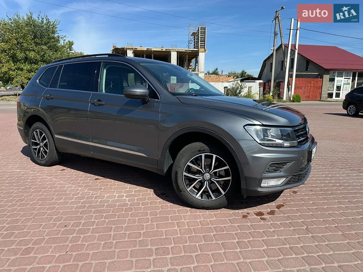 2021 Volkswagen Tiguan - мініатюра 12