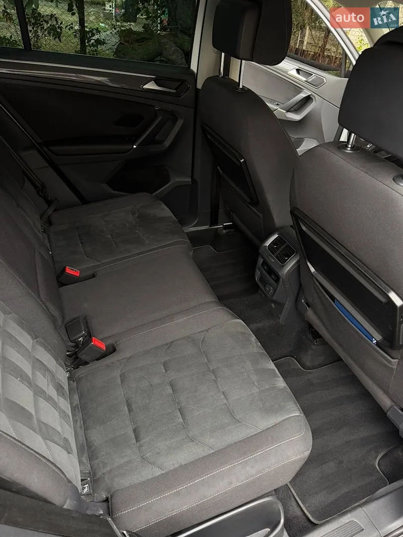 2016 Volkswagen Tiguan - мініатюра 9