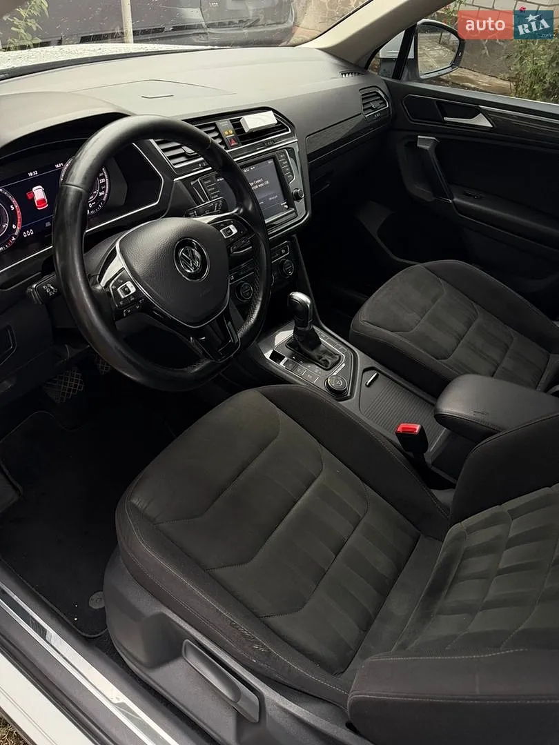 2016 Volkswagen Tiguan - мініатюра 15