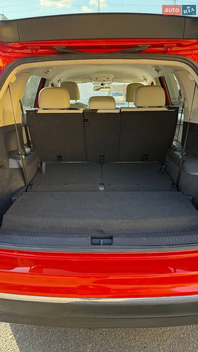 2018 Volkswagen Tiguan - мініатюра 17