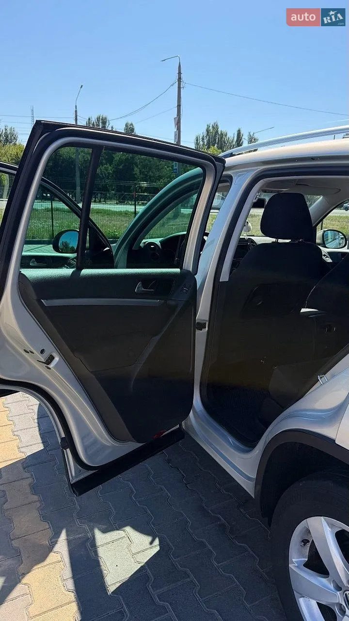 2012 Volkswagen Tiguan - мініатюра 11