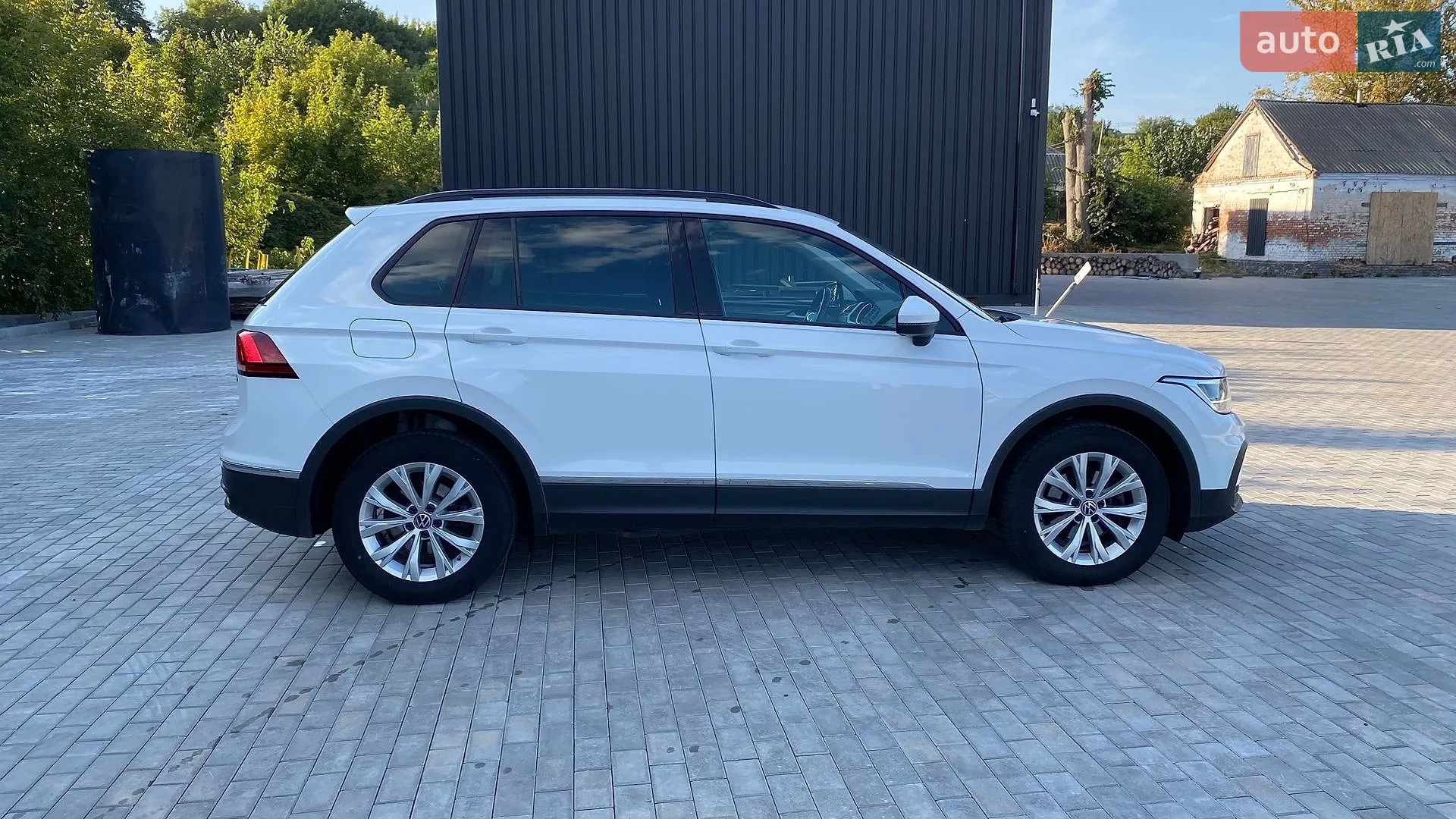 2021 Volkswagen Tiguan - мініатюра 5