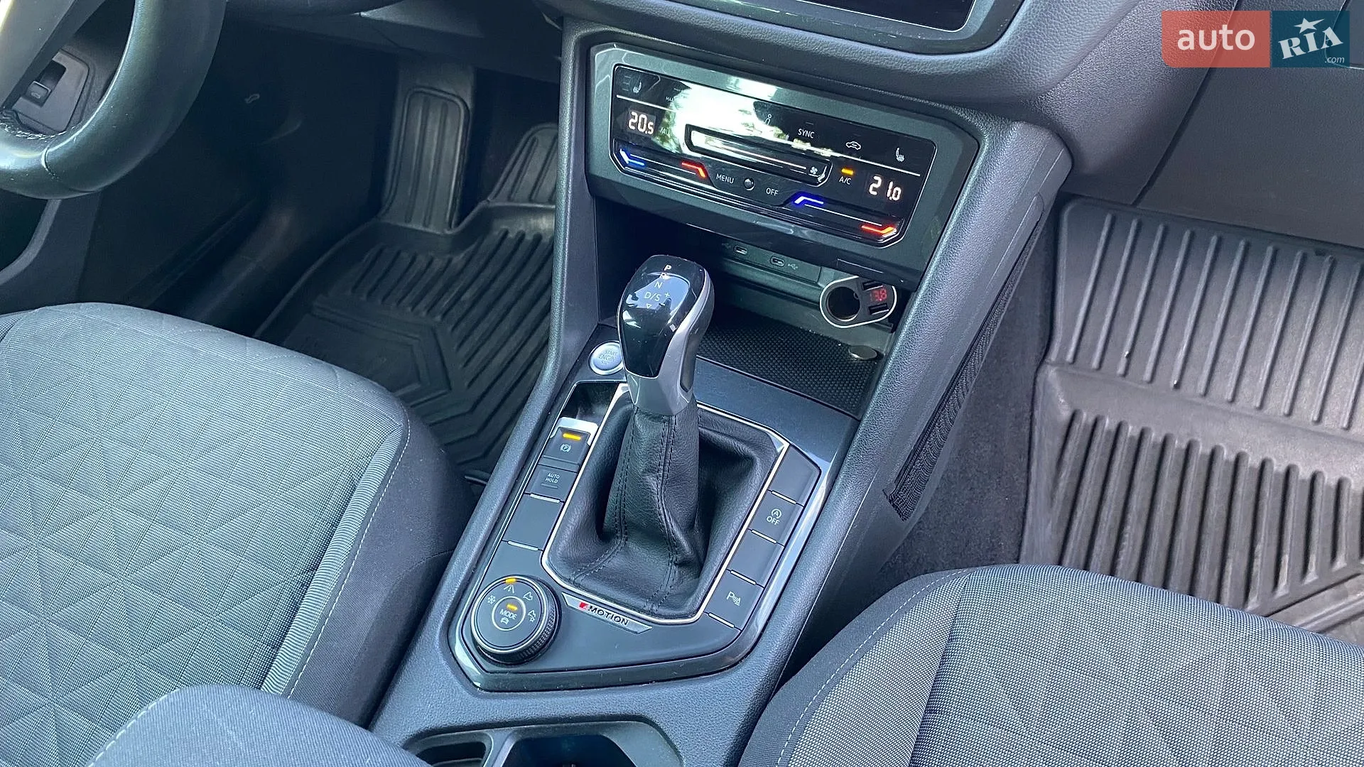 2021 Volkswagen Tiguan - мініатюра 20