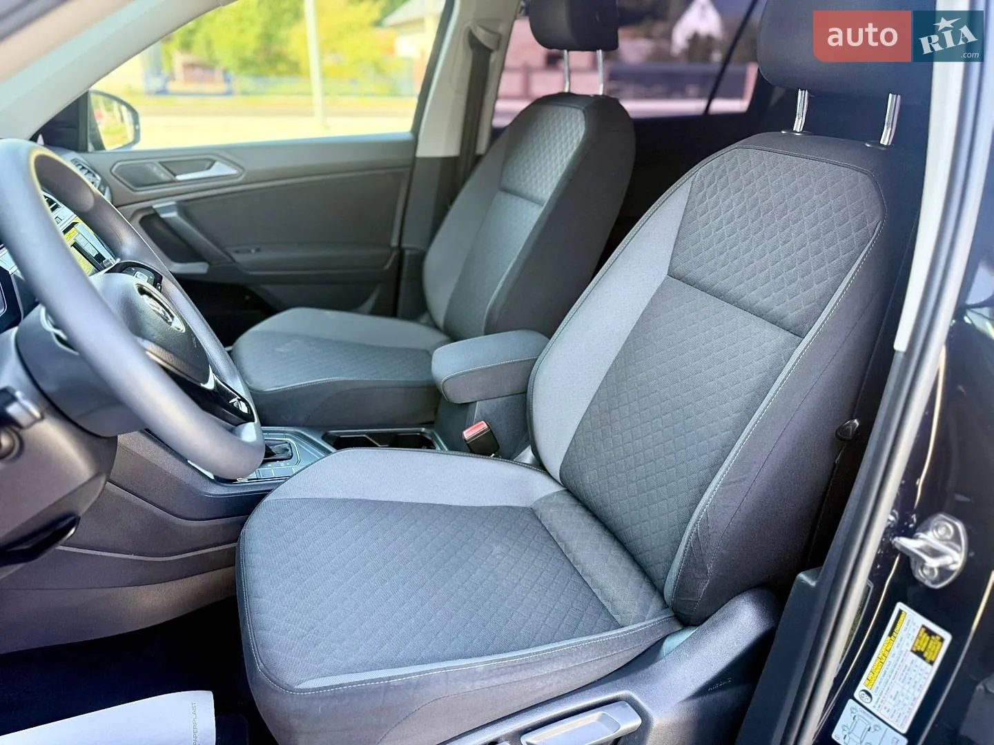 2019 Volkswagen Tiguan - мініатюра 26