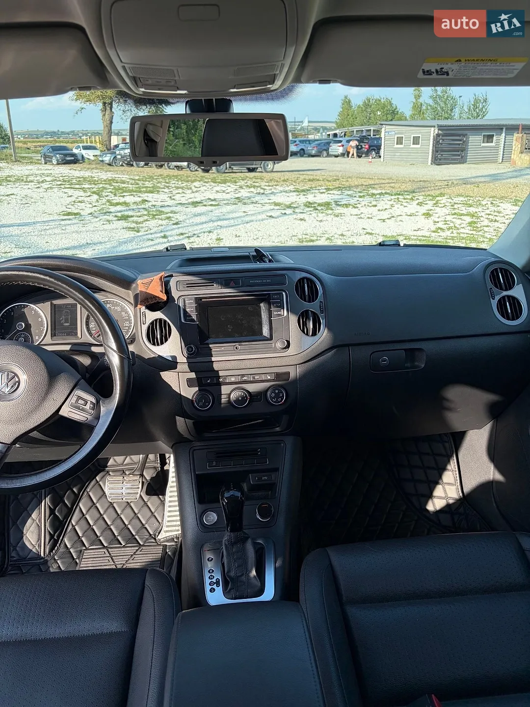 2015 Volkswagen Tiguan - мініатюра 13
