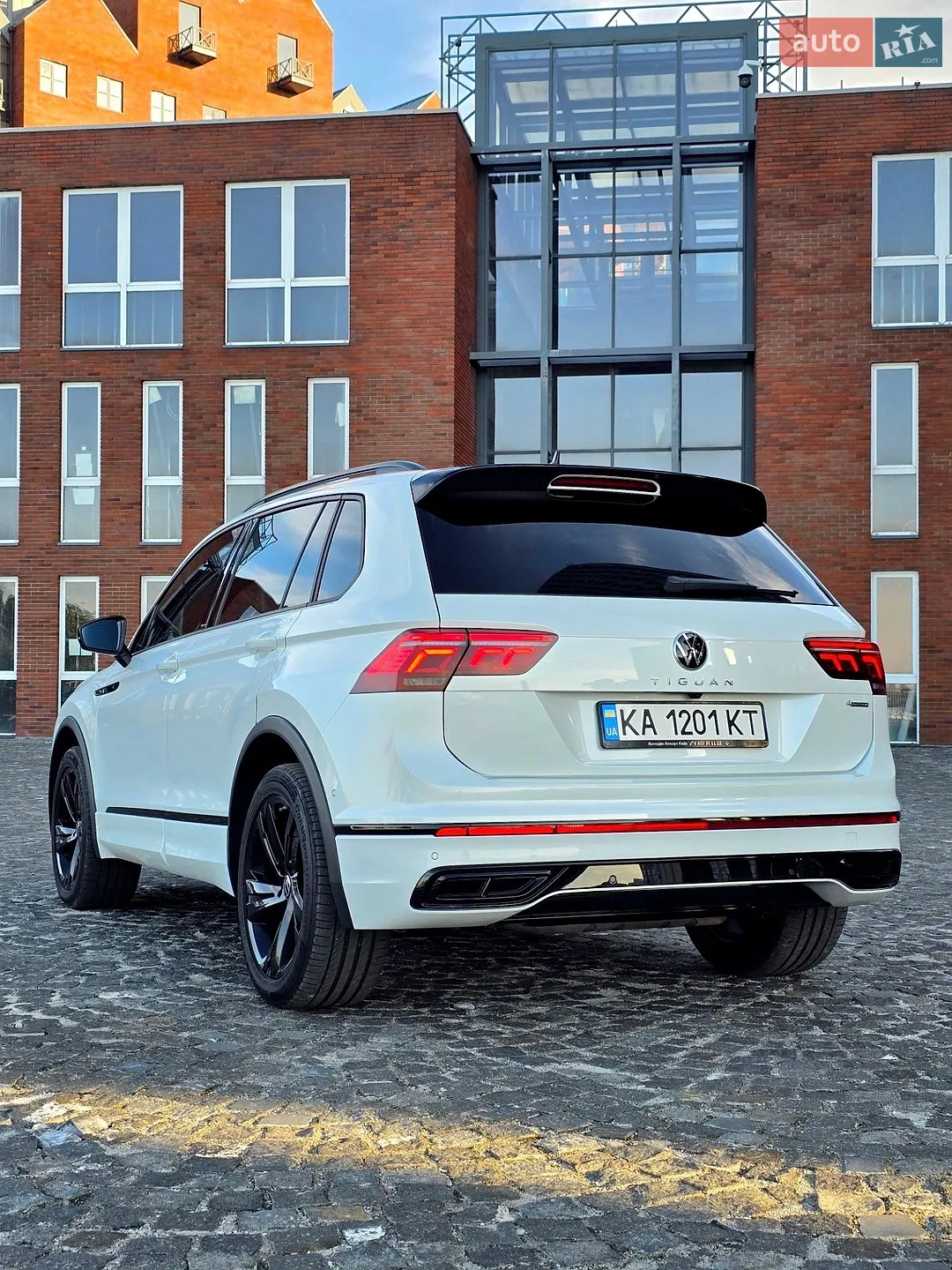 2023 Volkswagen Tiguan - мініатюра 4