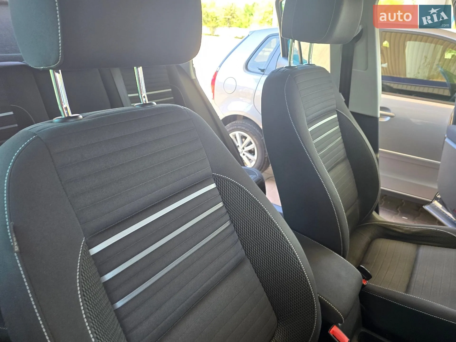 2015 Volkswagen Tiguan - мініатюра 28