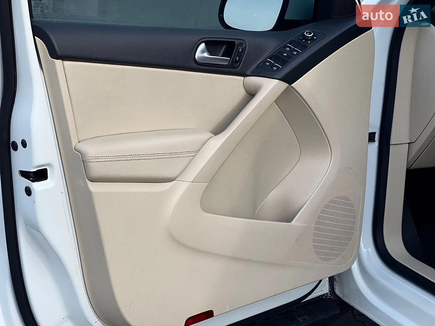 2014 Volkswagen Tiguan - мініатюра 14