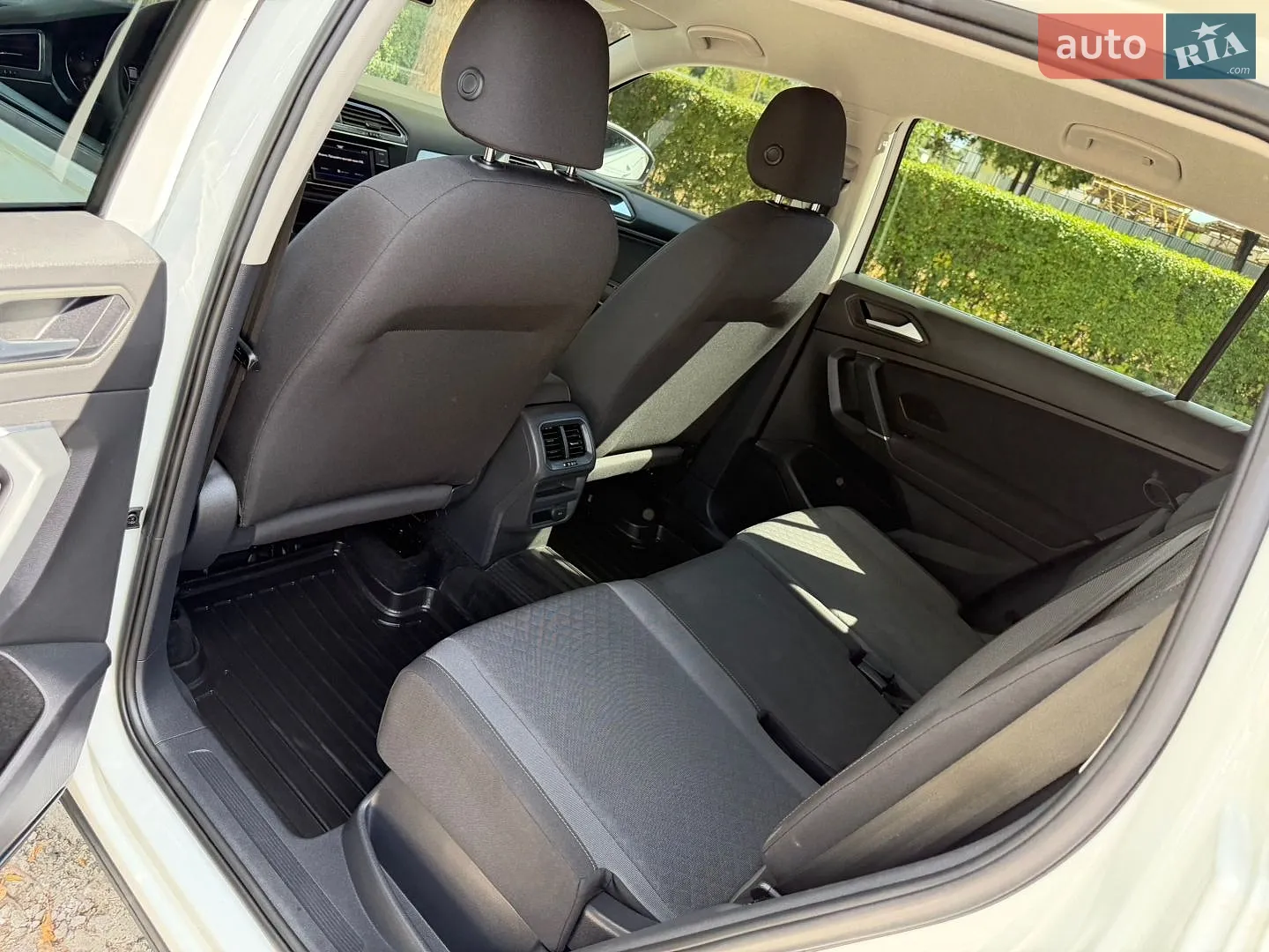 2020 Volkswagen Tiguan - мініатюра 39