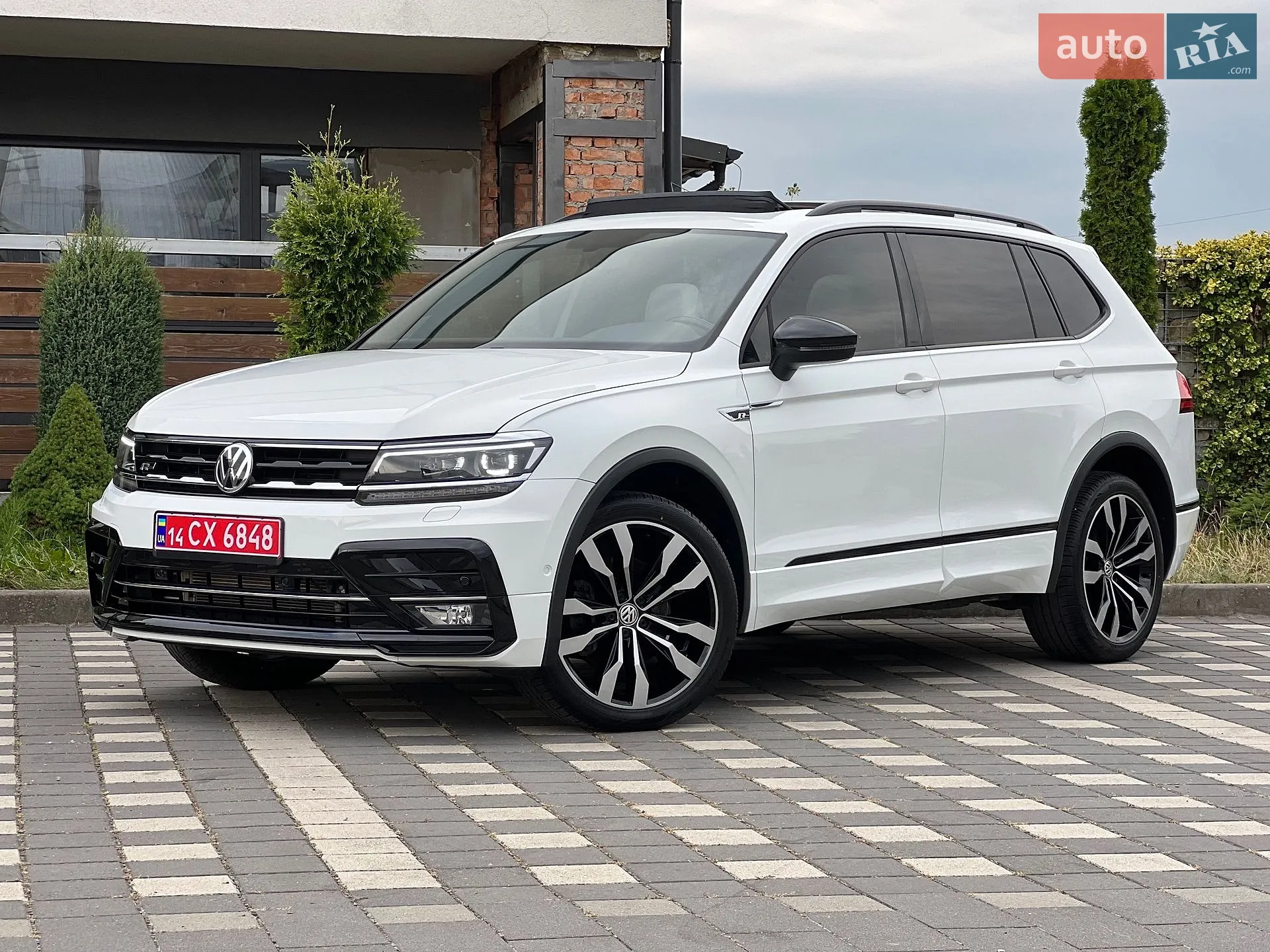 2021 Volkswagen Tiguan - мініатюра 18