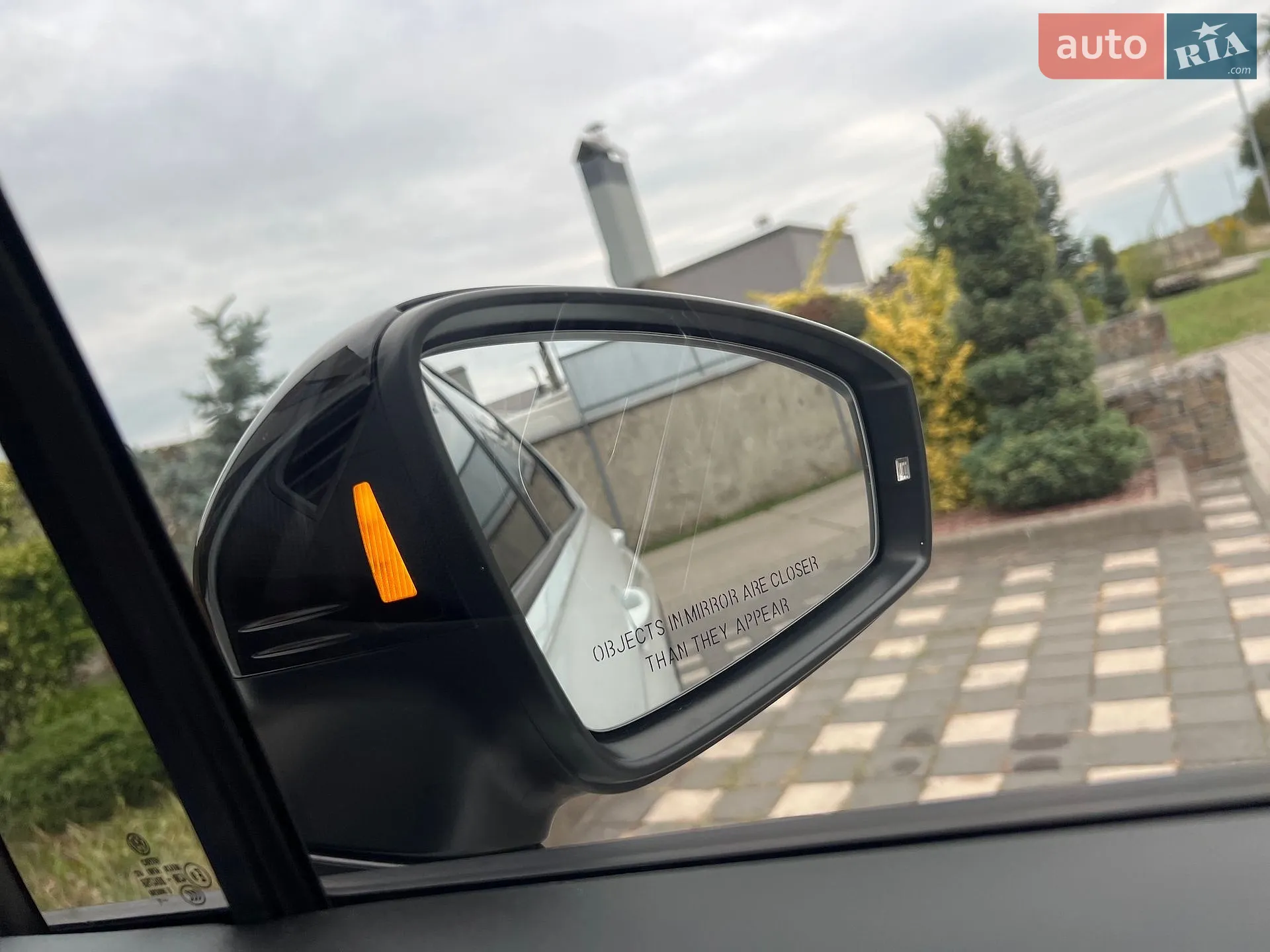 2021 Volkswagen Tiguan - мініатюра 136