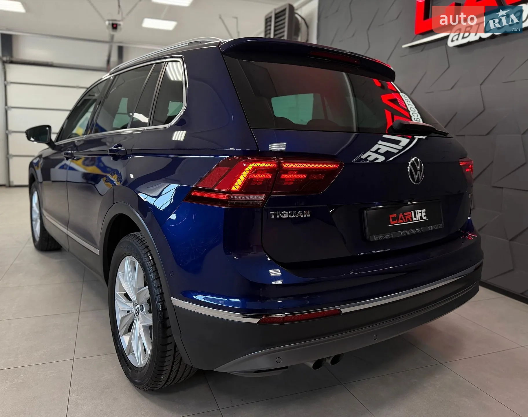 2020 Volkswagen Tiguan - мініатюра 21