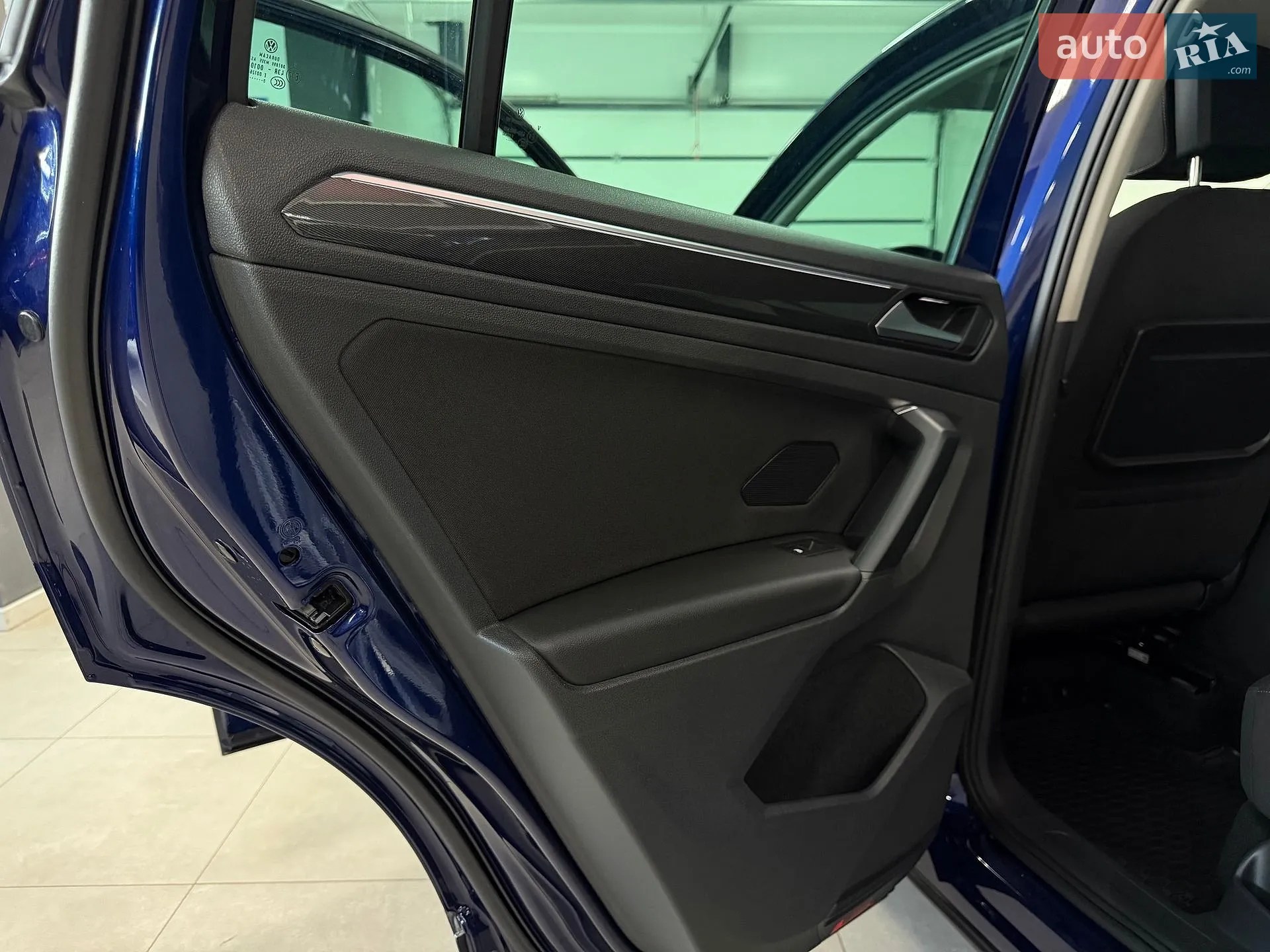 2020 Volkswagen Tiguan - мініатюра 34