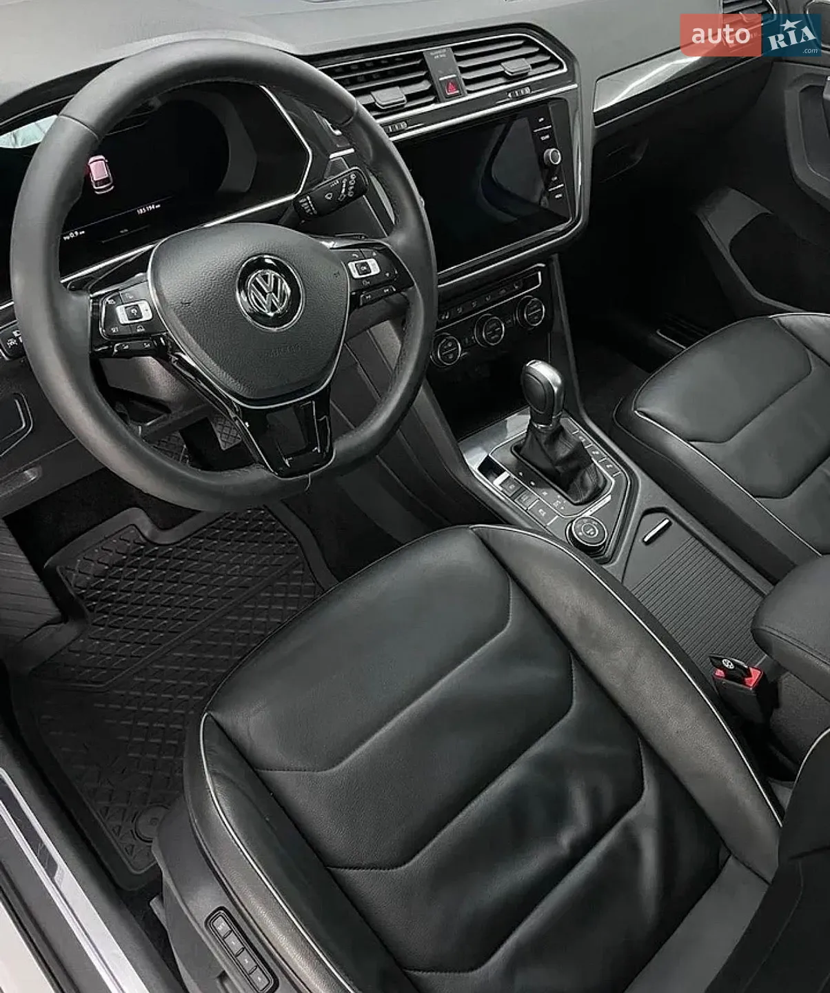 2017 Volkswagen Tiguan - мініатюра 2