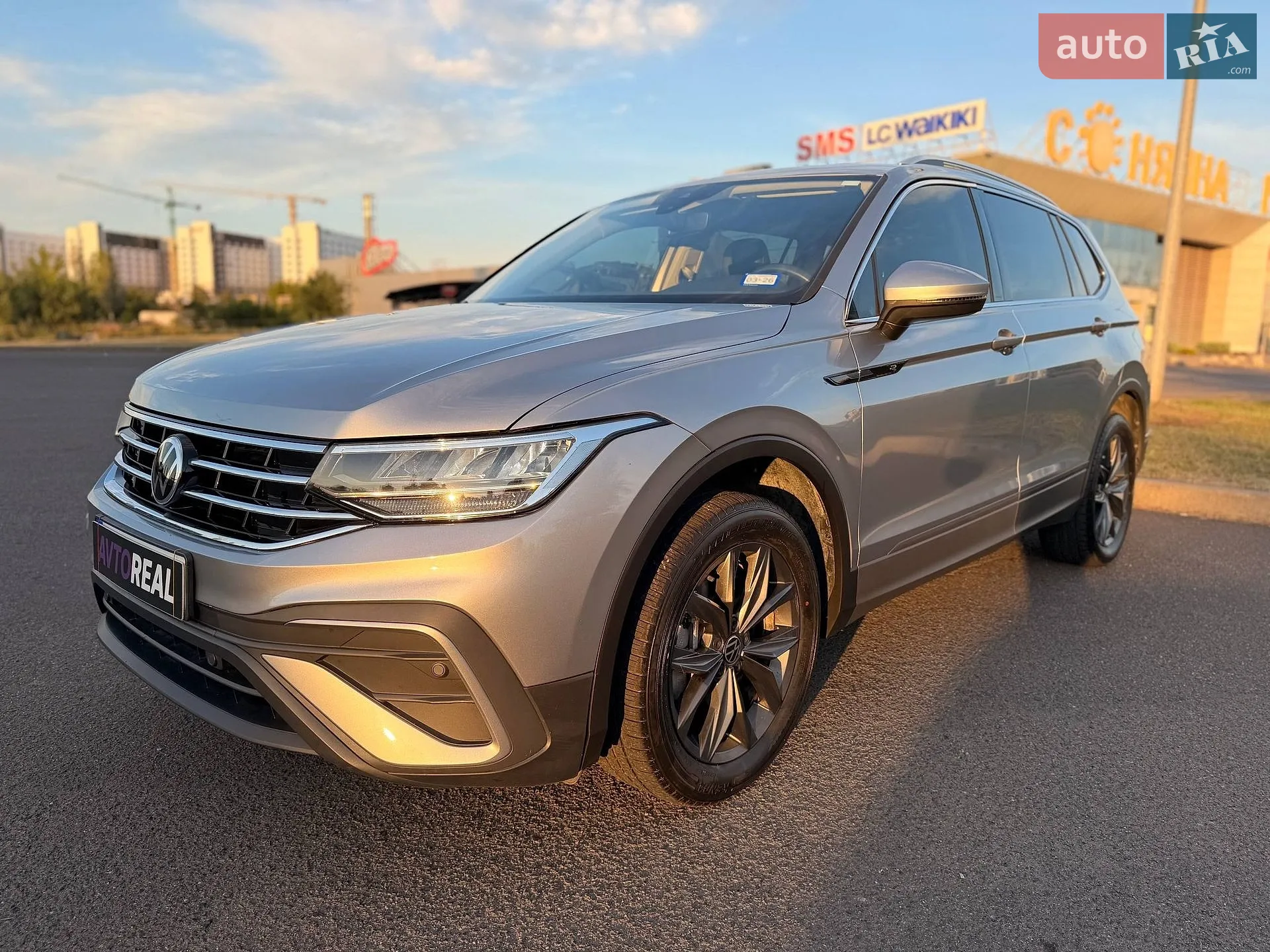 2022 Volkswagen Tiguan - мініатюра 16