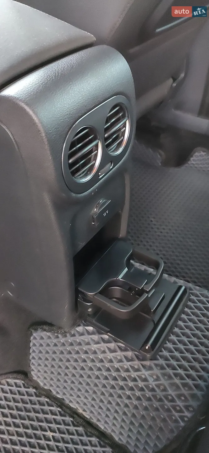 2014 Volkswagen Tiguan - мініатюра 10