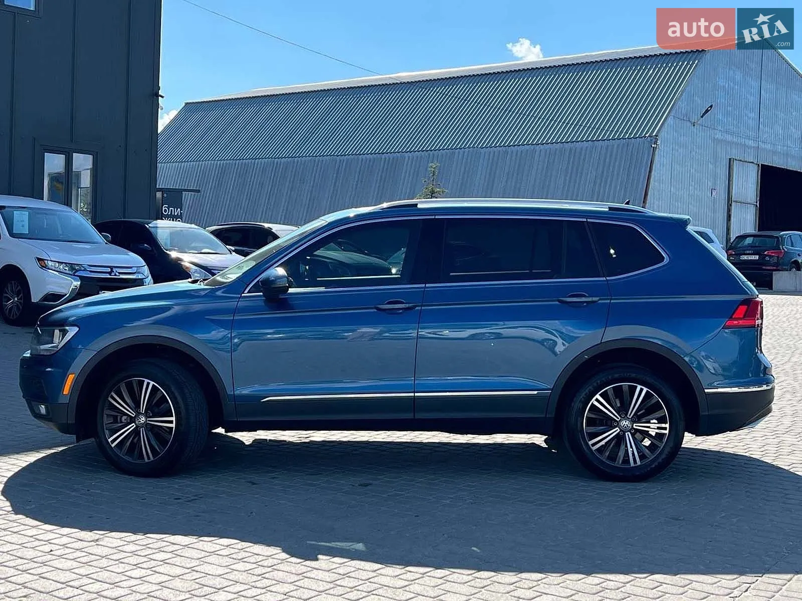 2018 Volkswagen Tiguan - мініатюра 4