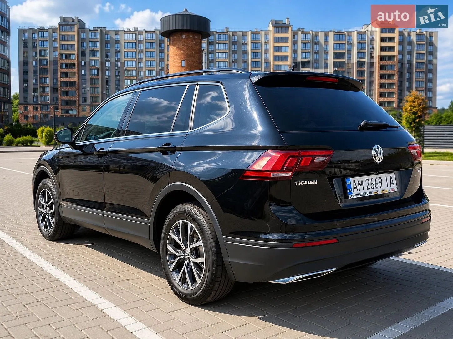 2021 Volkswagen Tiguan - мініатюра 5