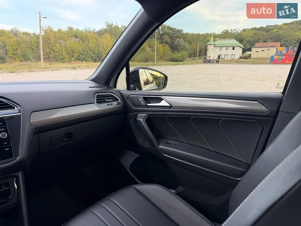 2022 Volkswagen Tiguan - мініатюра 20