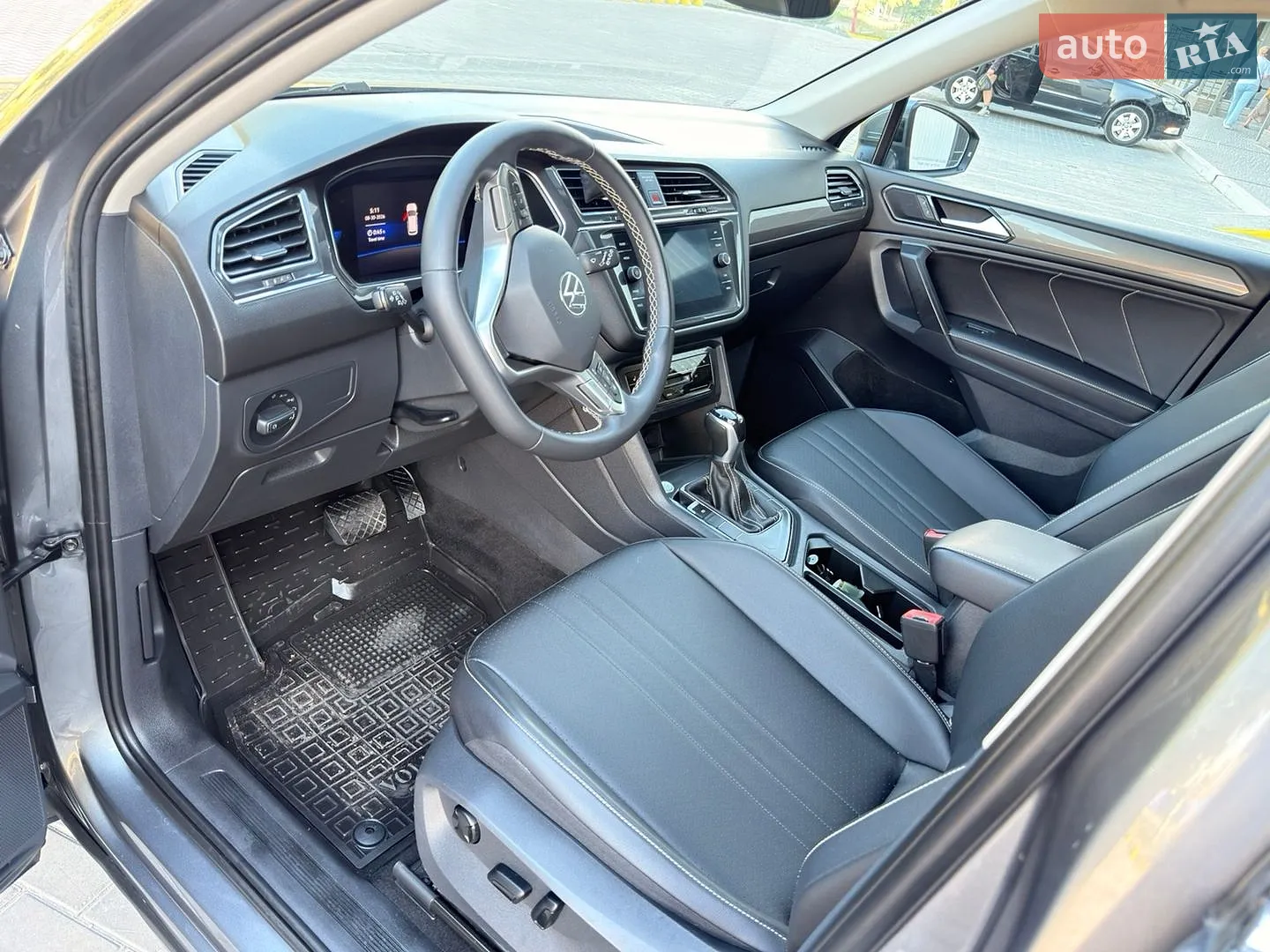 2022 Volkswagen Tiguan - мініатюра 15