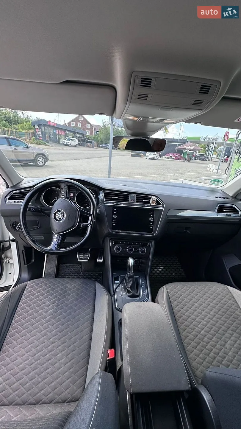 2018 Volkswagen Tiguan - мініатюра 12