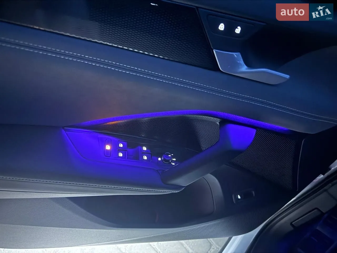 2025 Volkswagen Tiguan - мініатюра 9