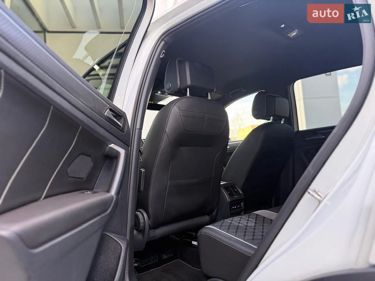 2023 Volkswagen Tiguan - мініатюра 26