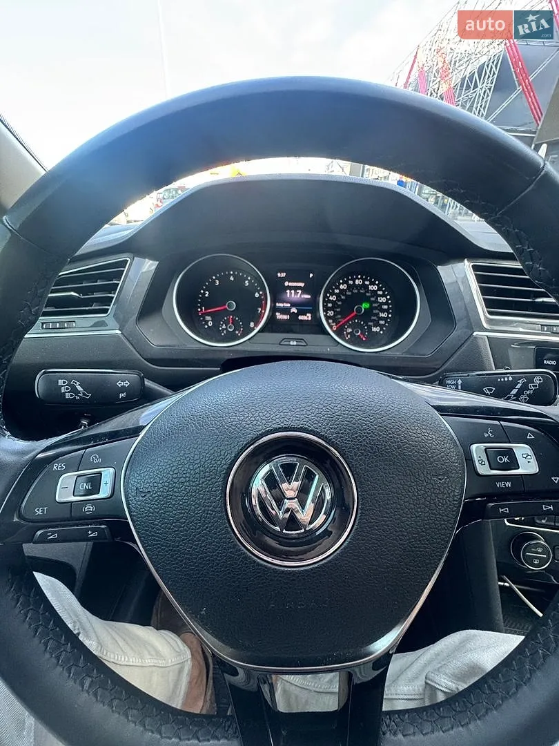 2020 Volkswagen Tiguan - мініатюра 8