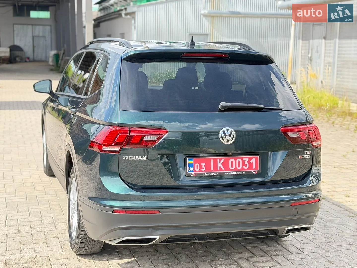 2017 Volkswagen Tiguan - мініатюра 11