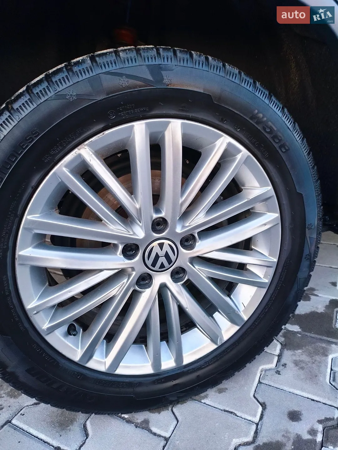 2015 Volkswagen Tiguan - мініатюра 25