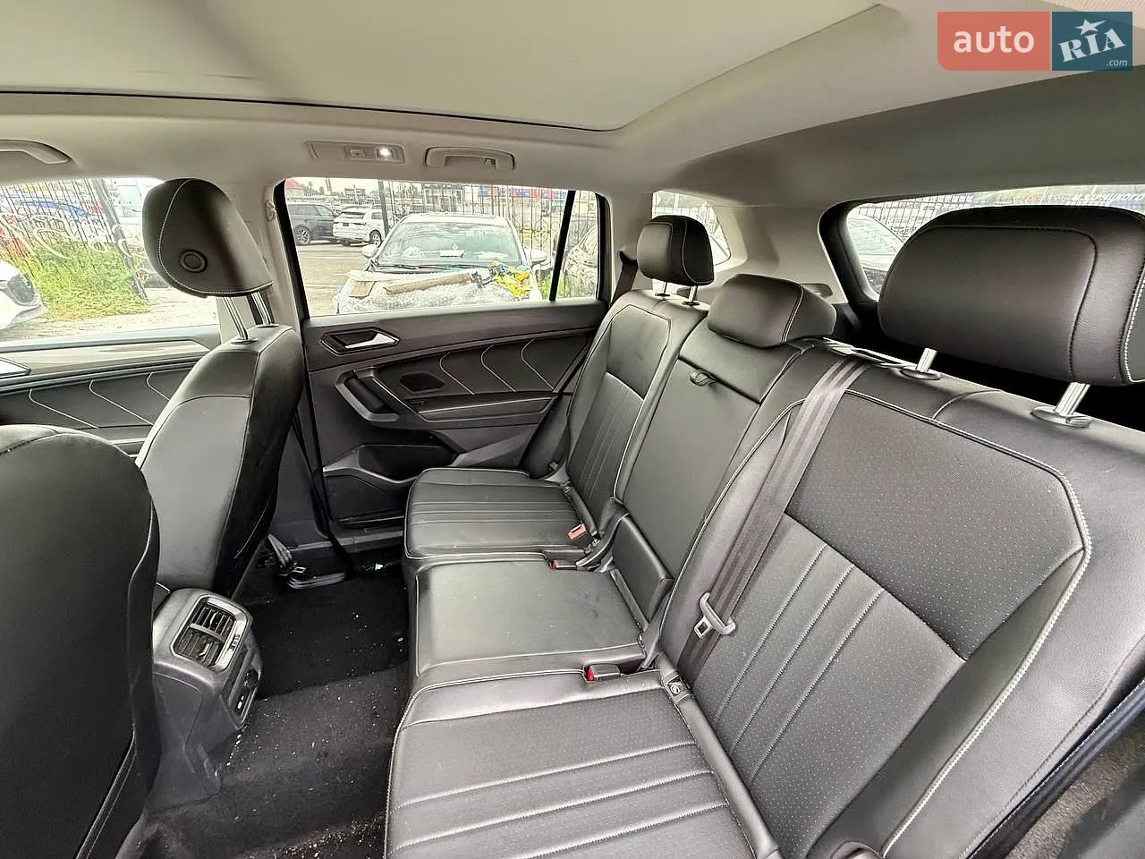2022 Volkswagen Tiguan - мініатюра 37