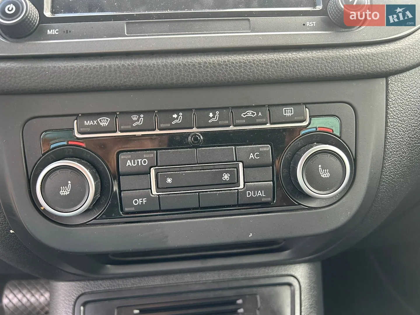 2013 Volkswagen Tiguan - мініатюра 34