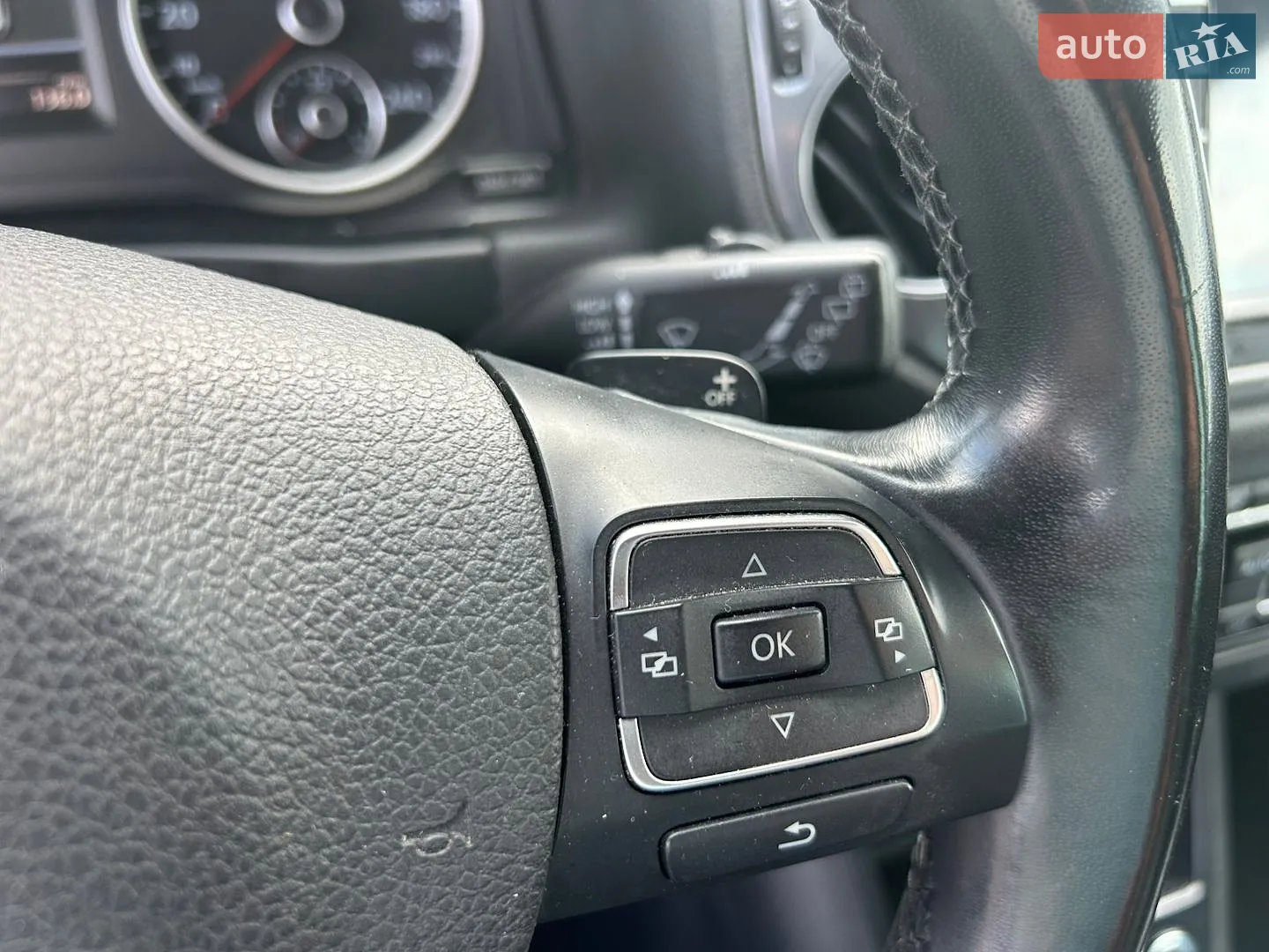 2013 Volkswagen Tiguan - мініатюра 40