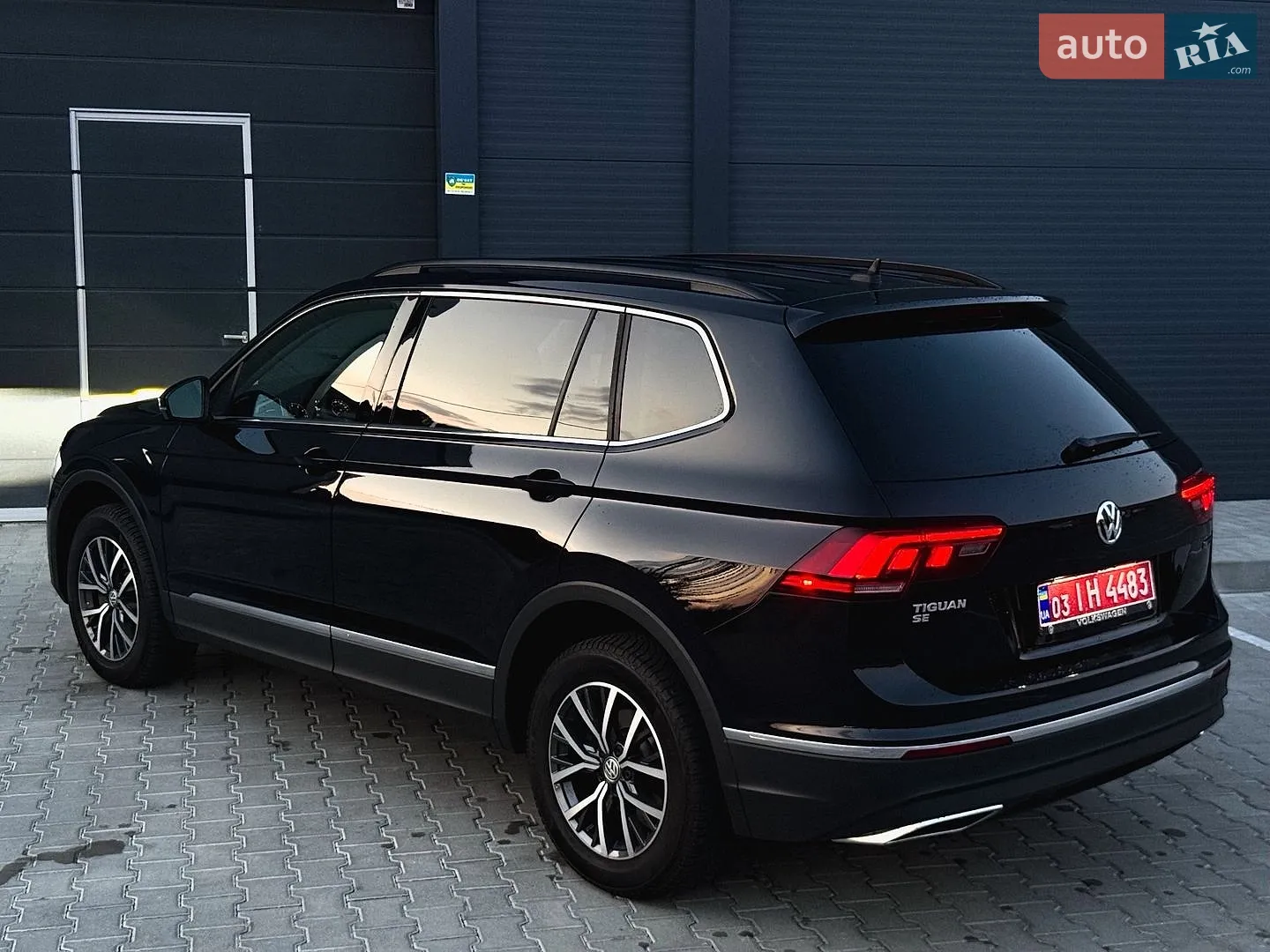 2020 Volkswagen Tiguan - мініатюра 12