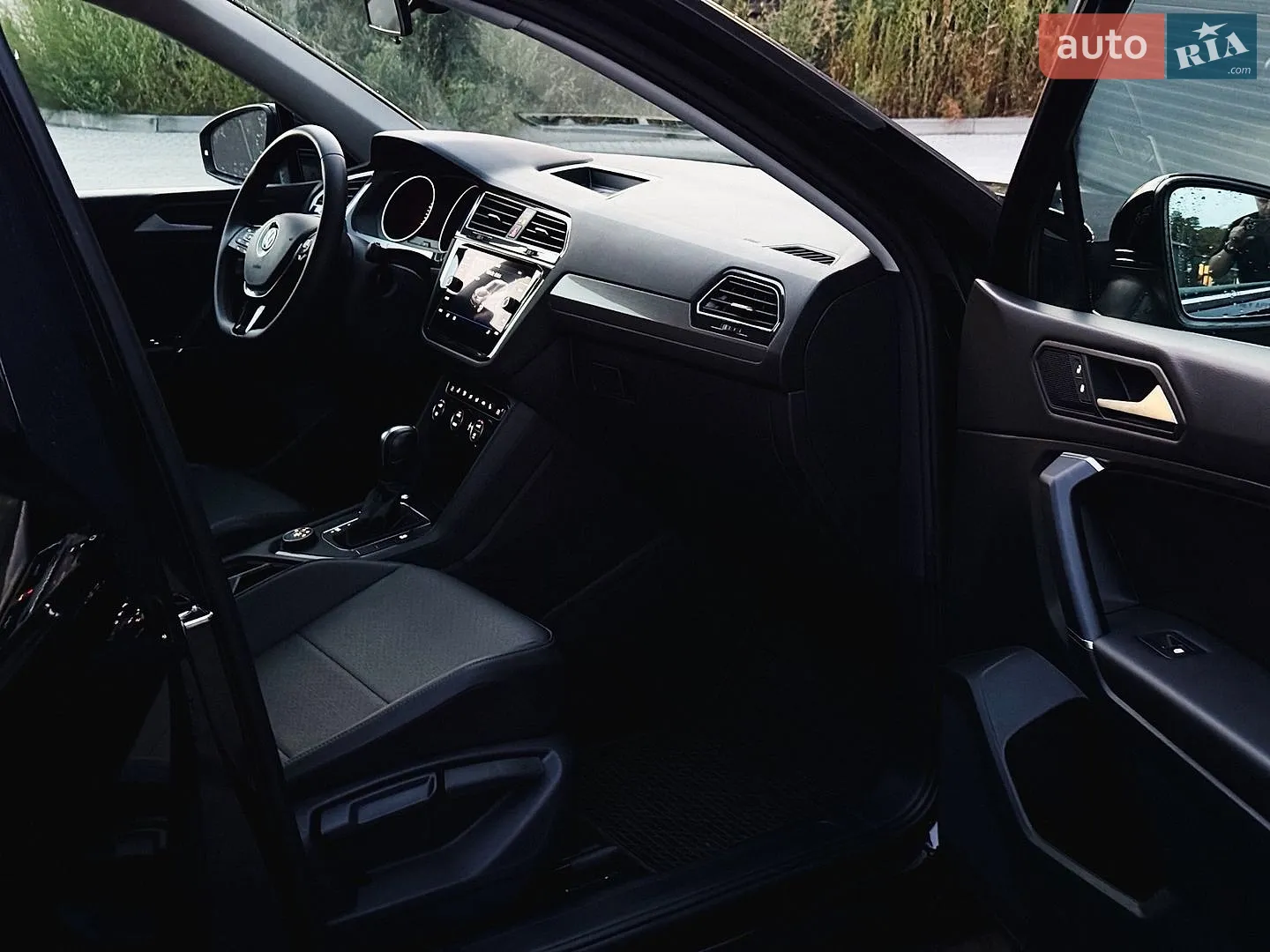 2020 Volkswagen Tiguan - мініатюра 32