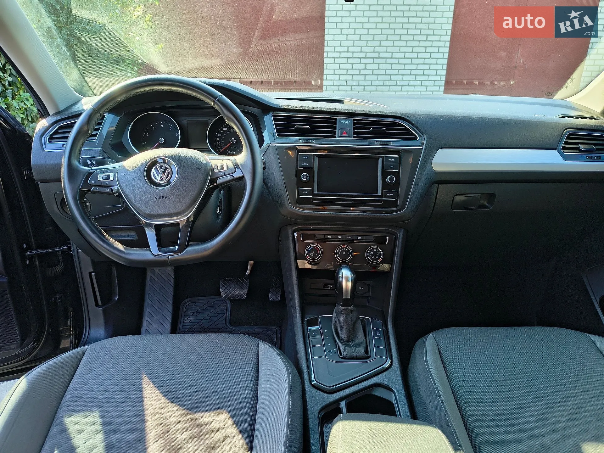 2019 Volkswagen Tiguan - мініатюра 14