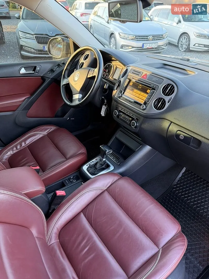2011 Volkswagen Tiguan - мініатюра 32