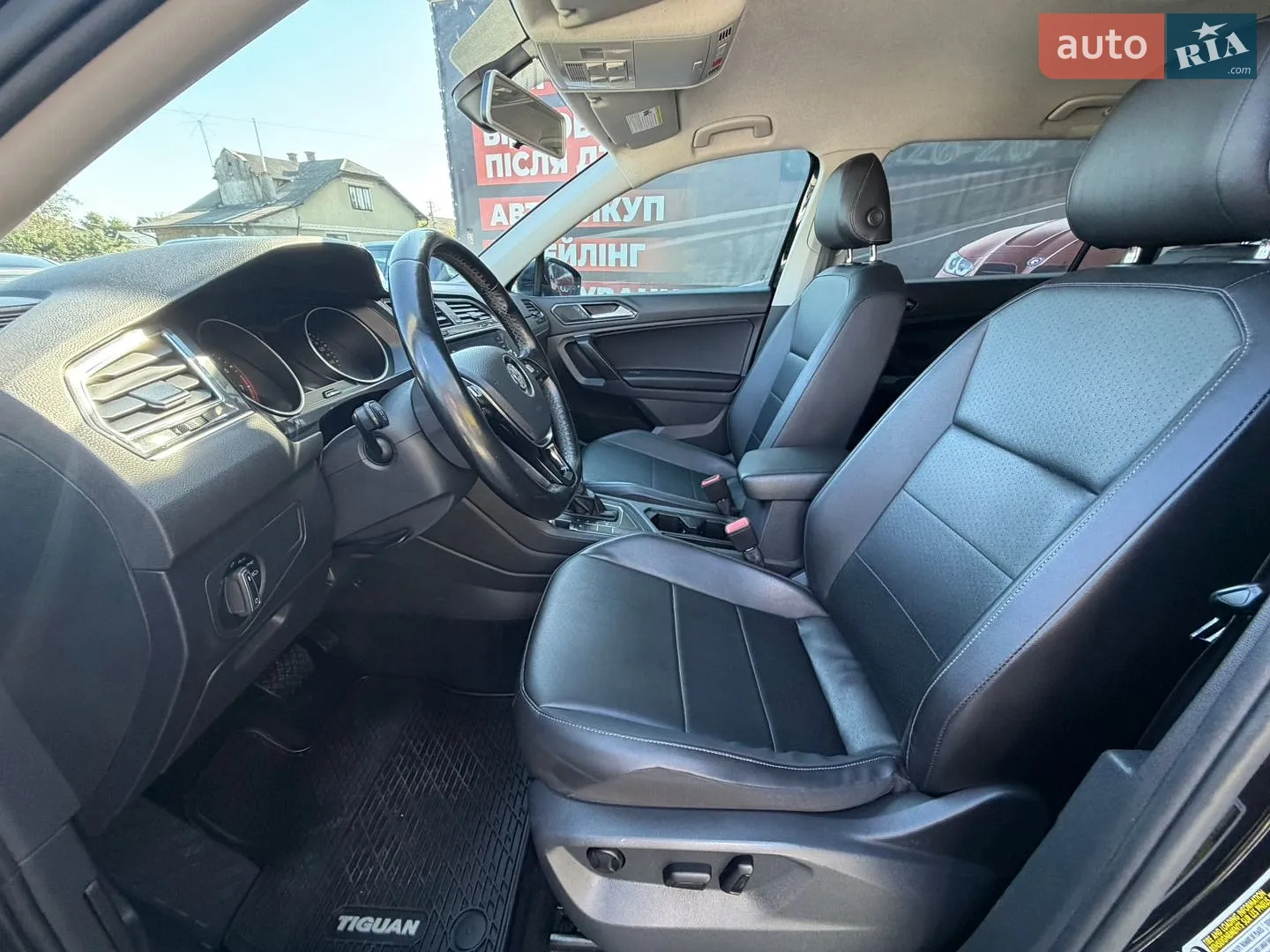 2017 Volkswagen Tiguan - мініатюра 14