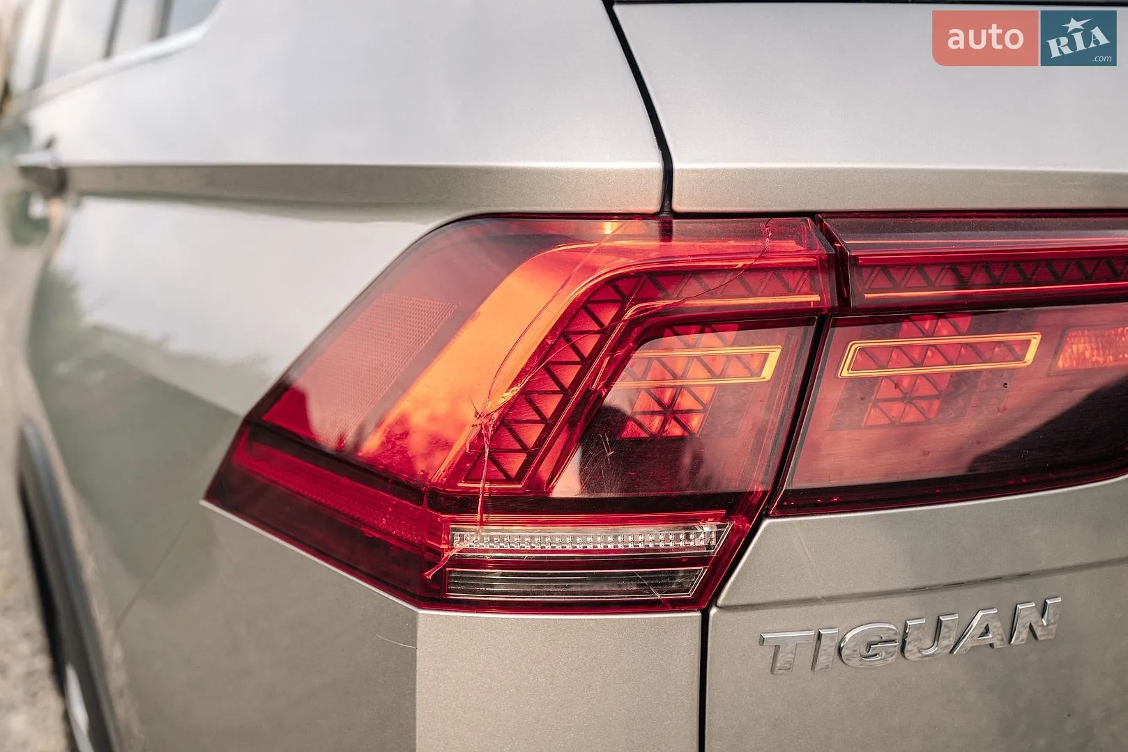 2019 Volkswagen Tiguan - мініатюра 15